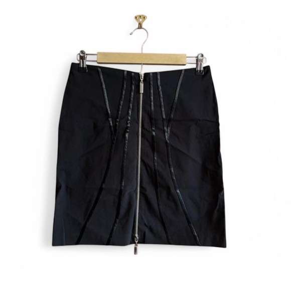 VTG y2k Whimsigoth Cache Mini Skirt Womens 4 Black Zipper Lip Service Style Goth - Picture 3 of 6